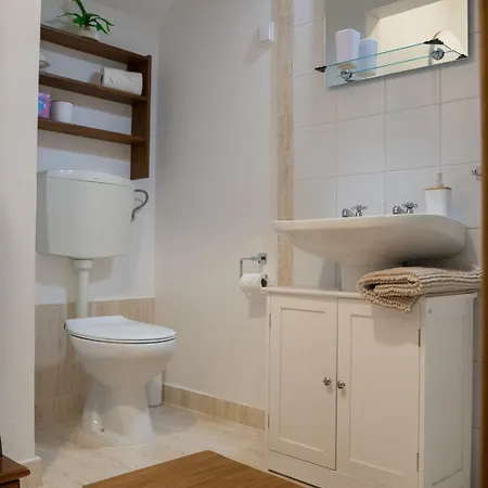 Abrigo Do Castelo - Chapim