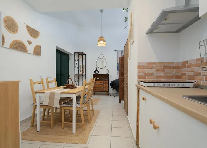 Abrigo Do Castelo - Chapim アパート