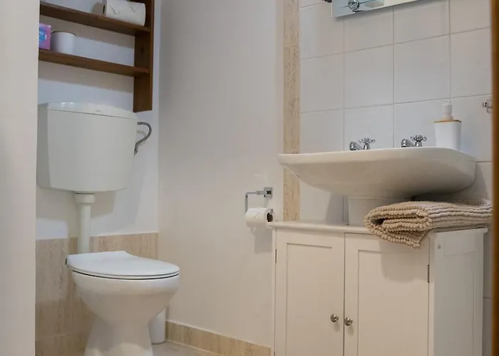 Abrigo Do Castelo - Chapim